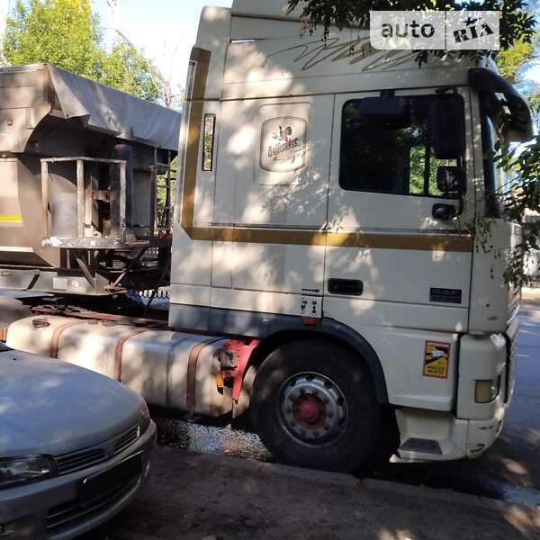 Тягач DAF TE 2002 в Измаиле