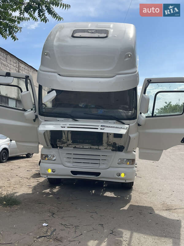 Тягач DAF TE 2008 в Одессе