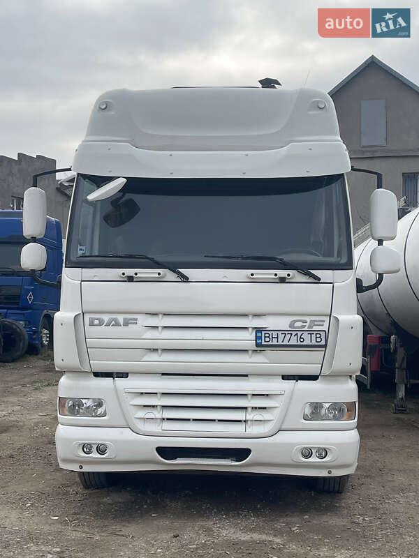 Тягач DAF TE 2008 в Одессе