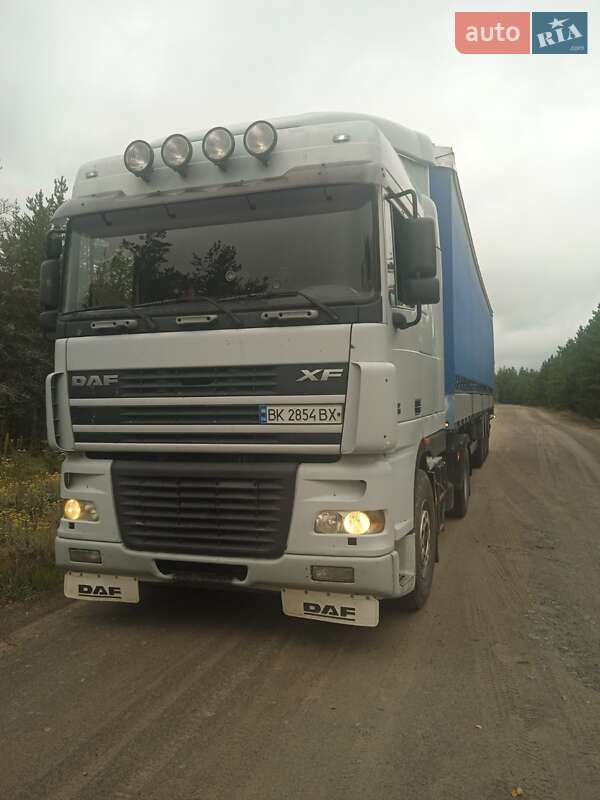 Тягач DAF TE 2005 в 