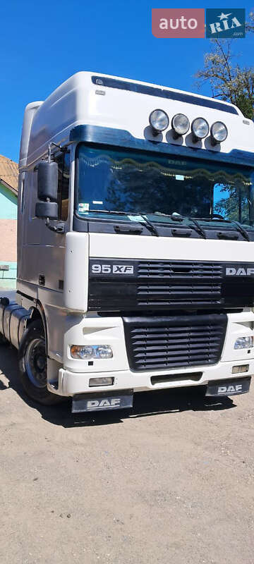 Тягач DAF TE 1999 в 
