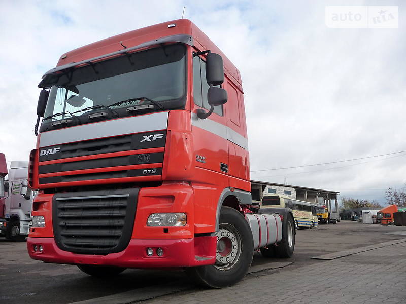 Тягач DAF XF 105 2010 в Олександрії