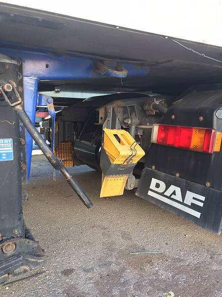 Тягач DAF XF 105 2007 в Запоріжжі