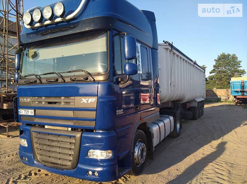 Самосвал DAF XF 105 2010 в Киеве