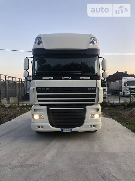 Тягач DAF XF 105 2010 в Виннице