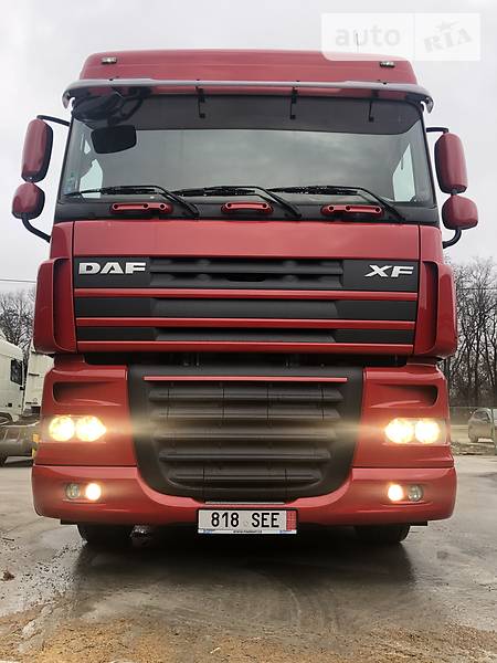 Тягач DAF XF 105 2009 в Виннице