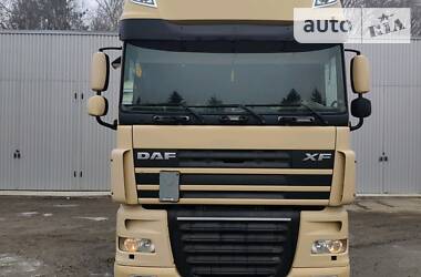 Тягач DAF XF 105 2006 в Чернівцях