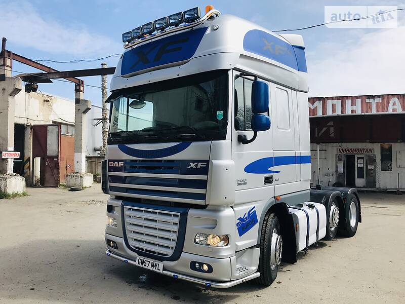 Тягач DAF XF 105 2009 в Тернополе