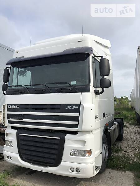 Тягач DAF XF 105 2010 в Тернополі