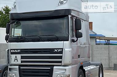 Тягач DAF XF 105 2011 в Виннице