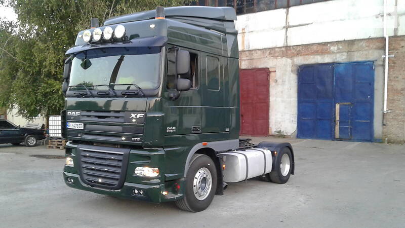 Тягач DAF XF 105 2010 в Запорожье