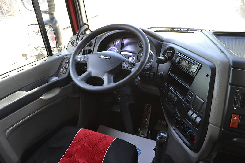 Тягач DAF XF 105 2010 в Хусте