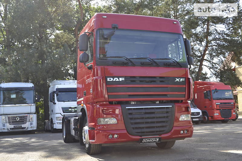 Тягач DAF XF 105 2010 в Хусте