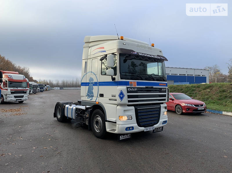 Тягач DAF XF 105 2011 в Буче