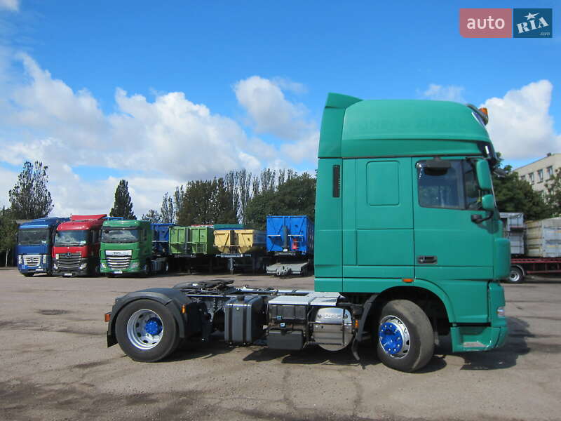 Тягач DAF XF 105 2009 в Виннице