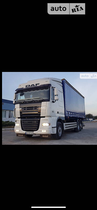 Контейнеровоз DAF XF 105 2010 в Кривом Роге
