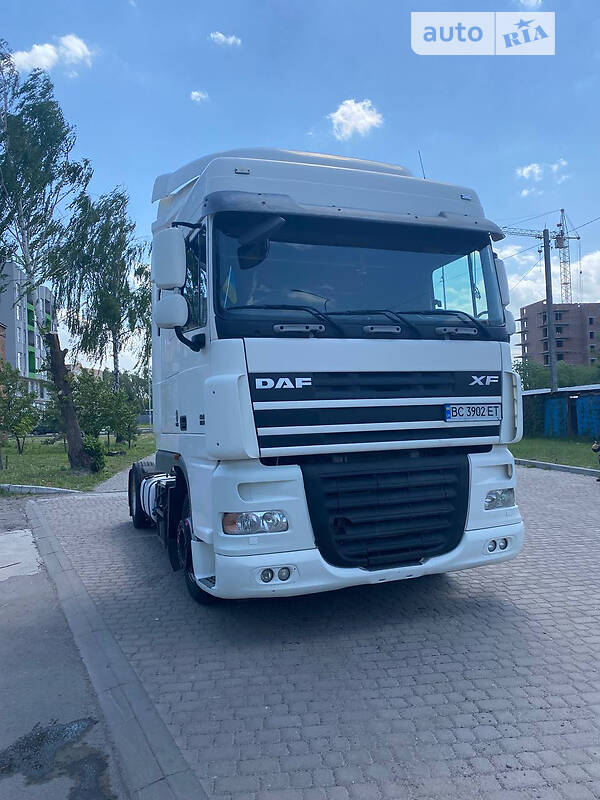 Тягач DAF XF 105 2007 в Львове