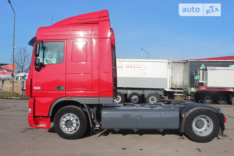 Тягач DAF XF 105 2012 в Хусте