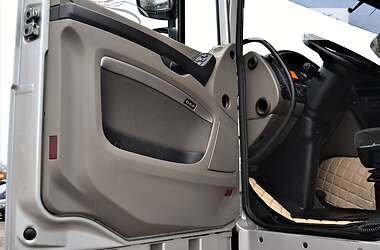 Тягач DAF XF 105 2011 в 