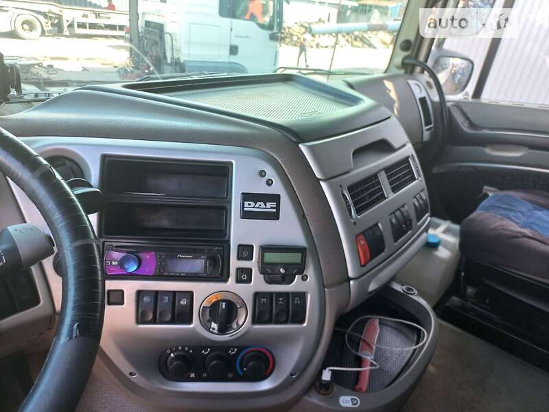 Тягач DAF XF 105 2010 в Ставищі