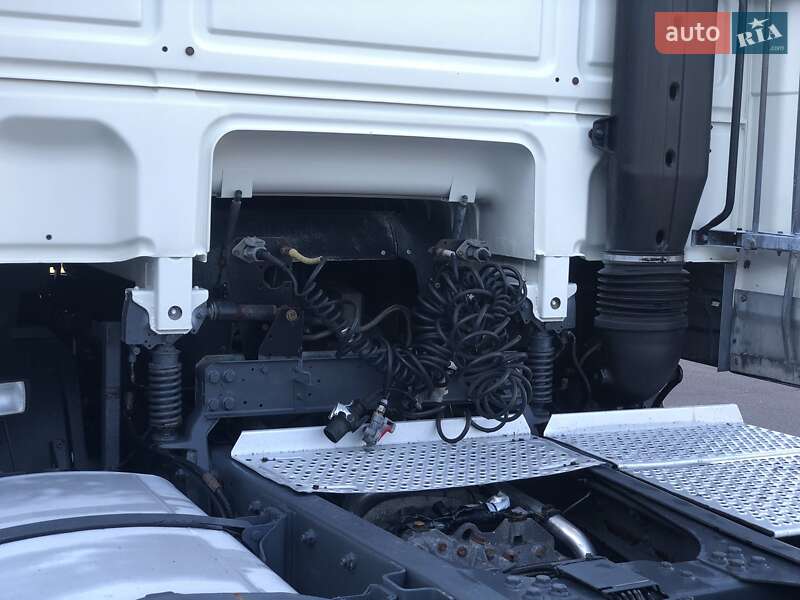 Тягач DAF XF 105 2010 в Хусті