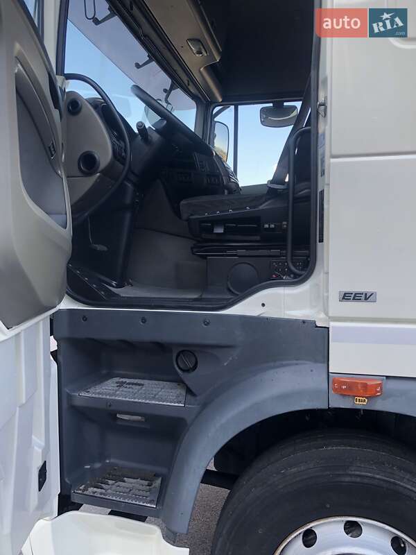 Тягач DAF XF 105 2010 в Хусті