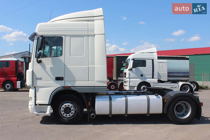 Тягач DAF XF 105 2011 в Хусте