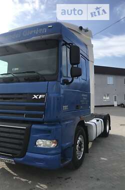 Тягач DAF XF 105 2010 в Чернигове