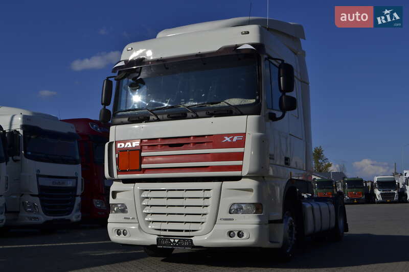 Тягач DAF XF 105 2010 в Хусте