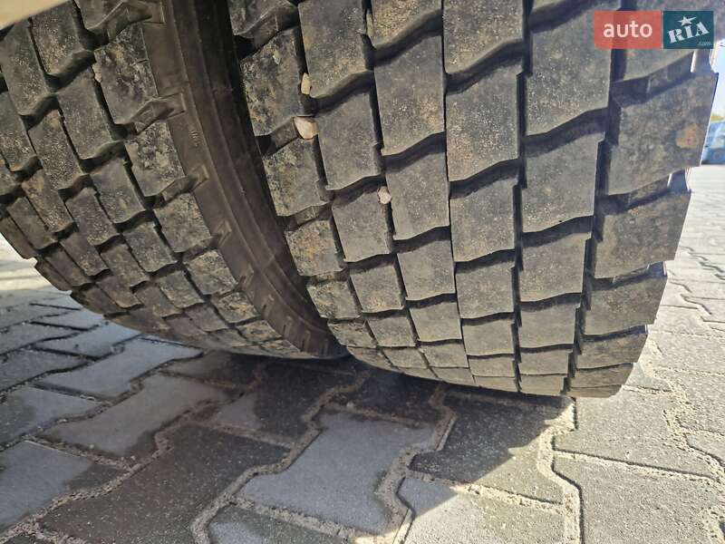 Тягач DAF XF 105 2006 в Львове