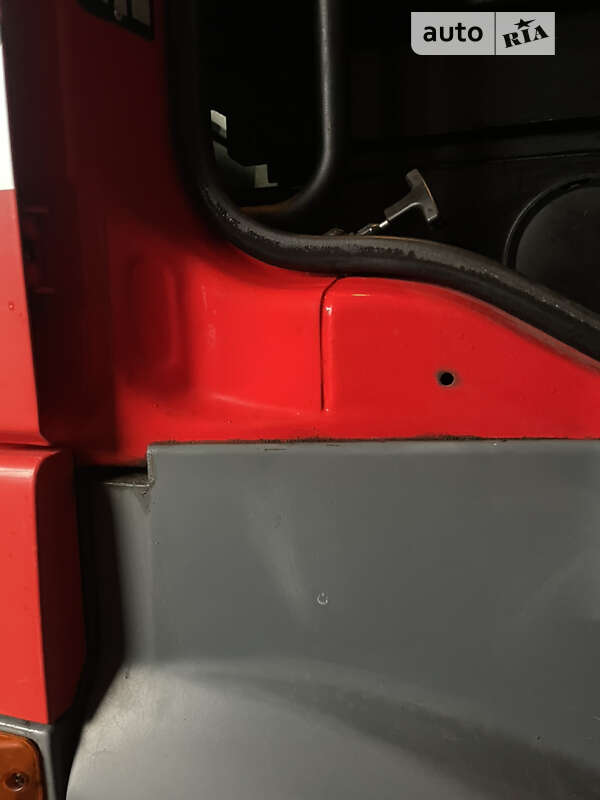 Тягач DAF XF 105 2009 в Запорожье