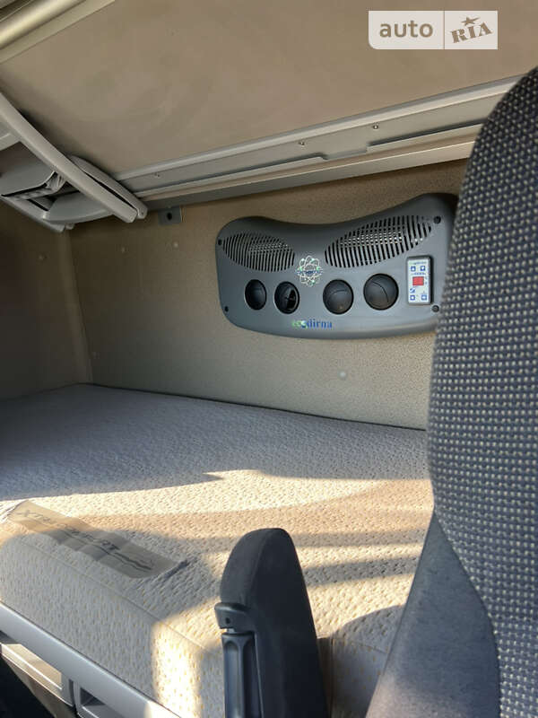 Тягач DAF XF 105 2012 в Черновцах