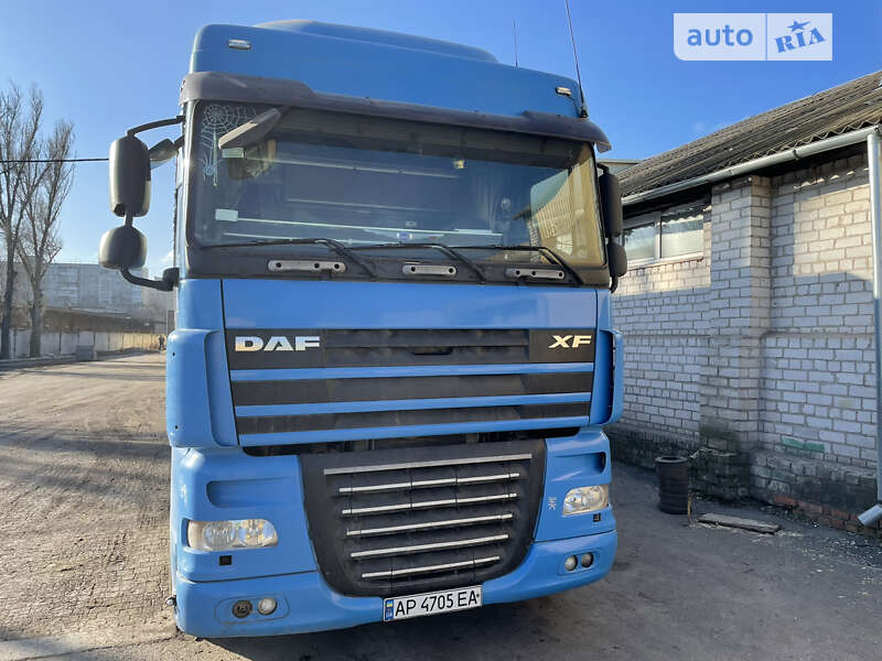 Тягач DAF XF 105 2010 в Запорожье