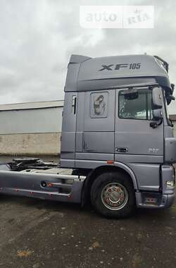 Тягач DAF XF 105 2010 в Дубні