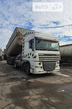 Тягач DAF XF 105 2010 в 