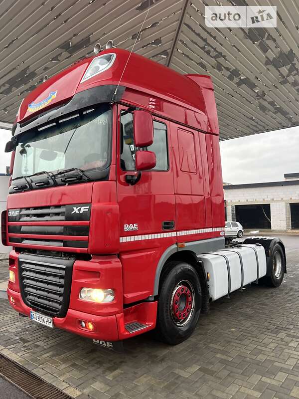 Тягач DAF XF 105 2012 в Тячеві