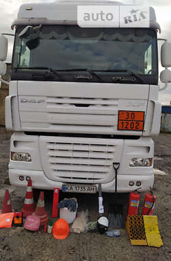 Бензовоз DAF XF 105 2009 в Киеве