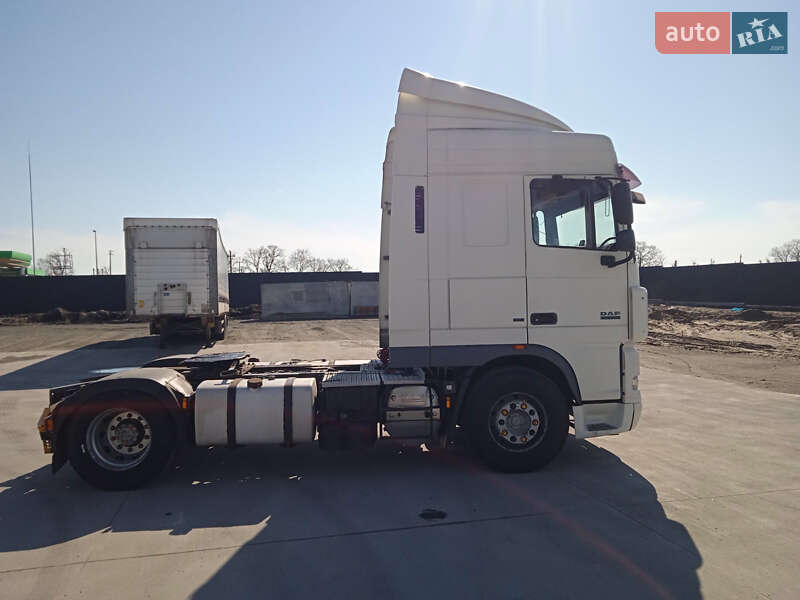 Тягач DAF XF 105 2008 в Черкассах