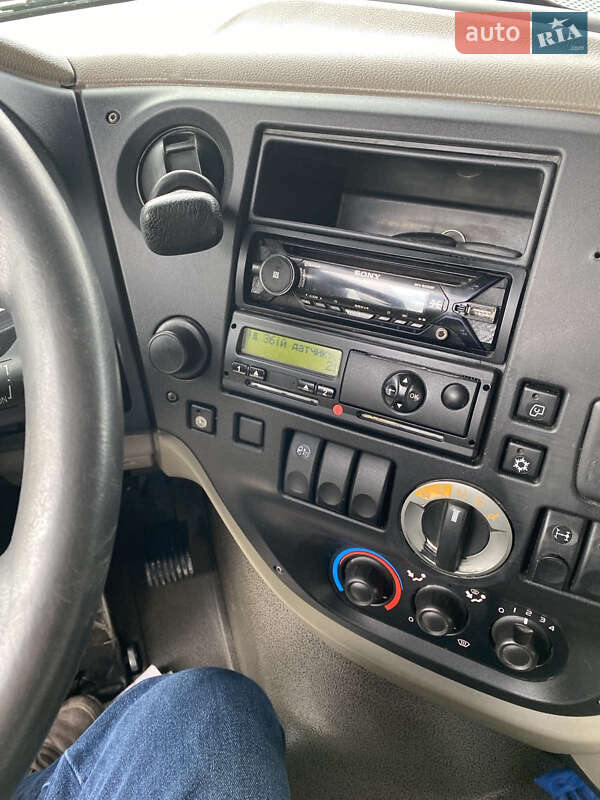 Тягач DAF XF 105 2013 в Бучаче