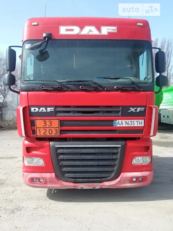 Тягач DAF XF 105 2013 в 
