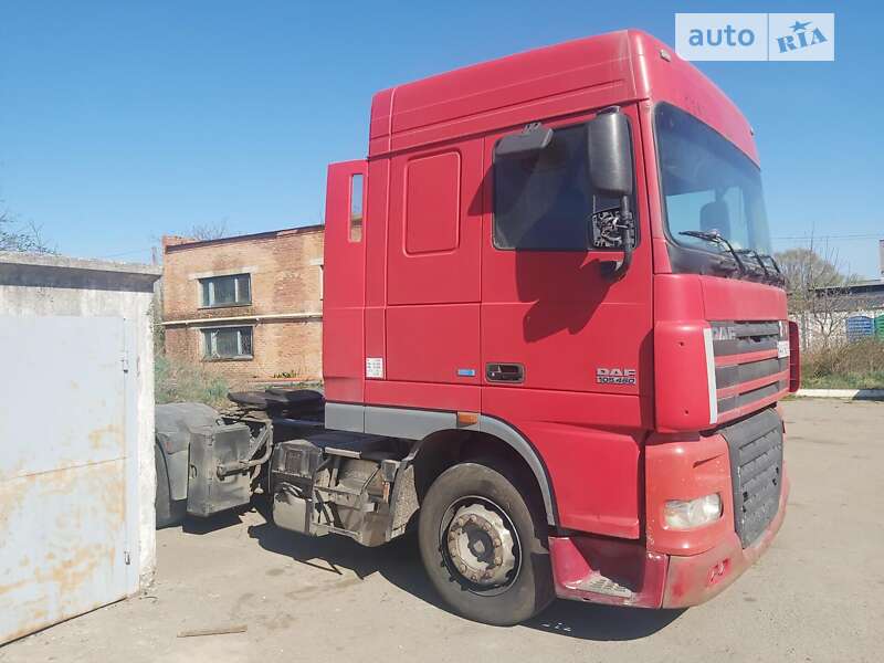 Тягач DAF XF 105 2013 в Виннице