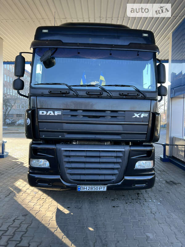 Тягач DAF XF 105 2011 в Одессе