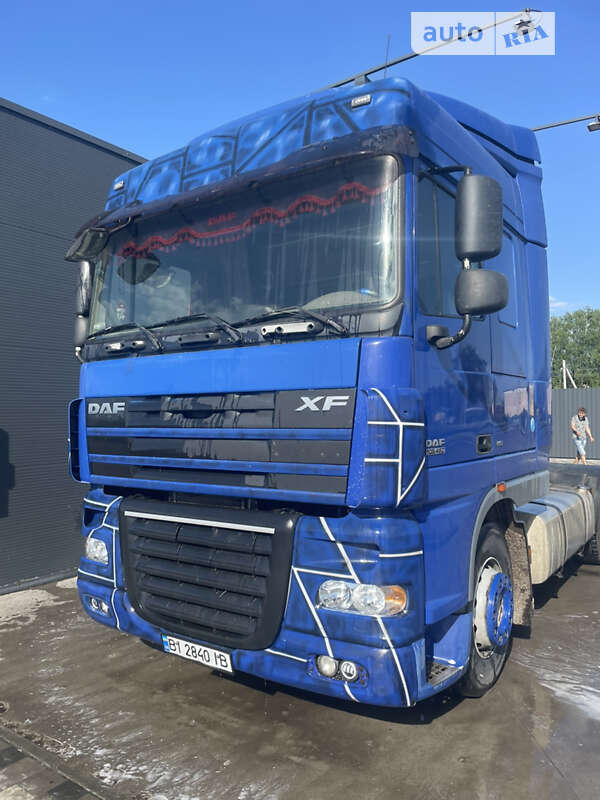 Тягач DAF XF 105 2008 в Полтаве