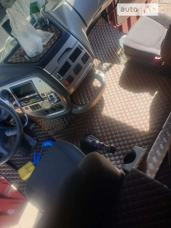 Тягач DAF XF 105 2012 в Хмельницком