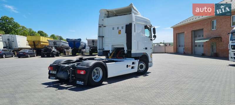 Тягач DAF XF 105 2013 в Виннице