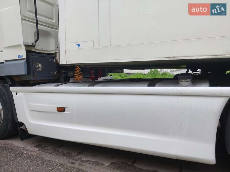 Тягач DAF XF 105 2007 в Киеве