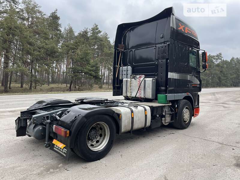 Тягач DAF XF 105 2008 в Киеве