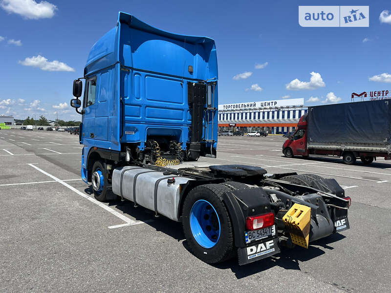 Тягач DAF XF 105 2012 в Львові