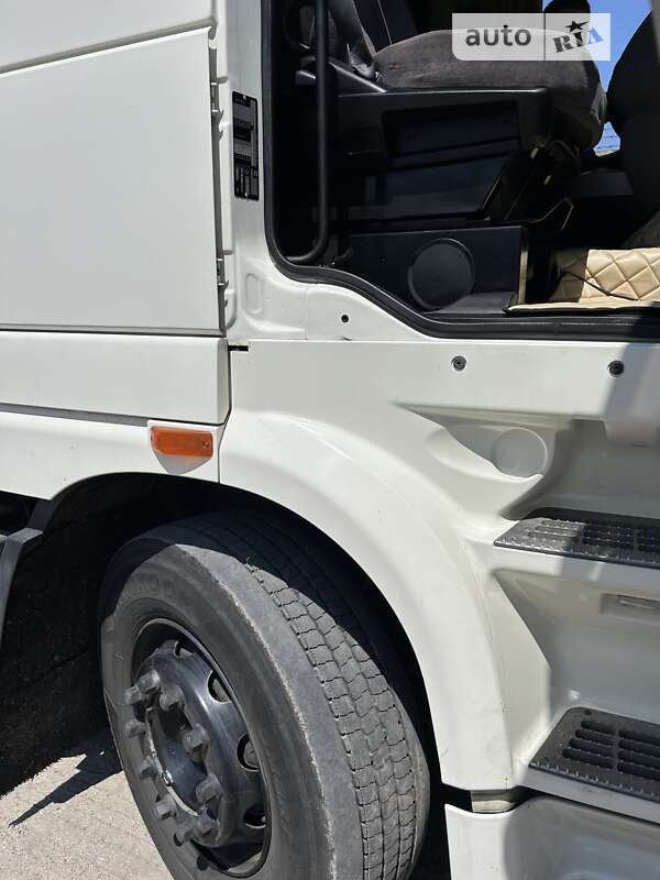 Тентований DAF XF 105 2011 в Запоріжжі