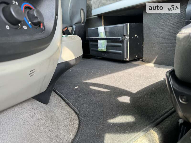 Тягач DAF XF 105 2007 в Львові